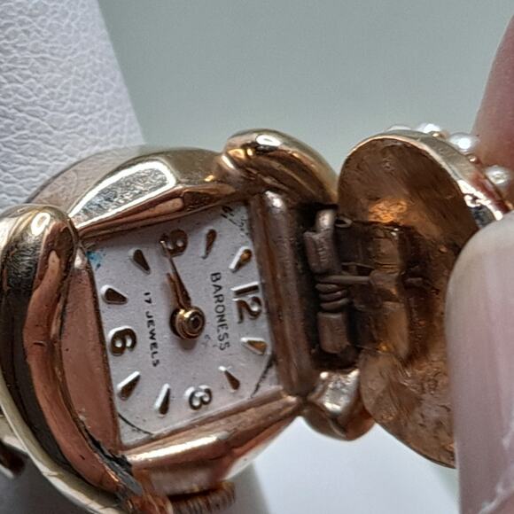 Vintage Analog Watch Ring, US Size 7.25 Adjustable, Baroness 17 Jewels - Picture 11 of 12